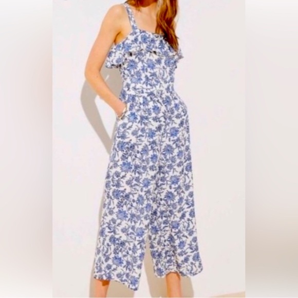 LOFT Jumpsuit Trellis Garden Floral Ruffle Size 10 White Blue Black - Picture 1 of 13